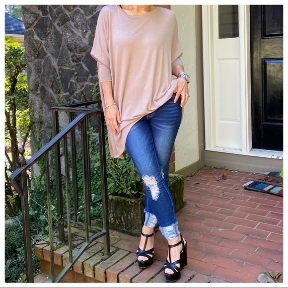 OVERSIZED LOOSE FIT MOCHA KNIT SWEATER - Picture 3 of 8